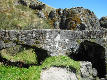 Aqueduc pre-Inca.JPG